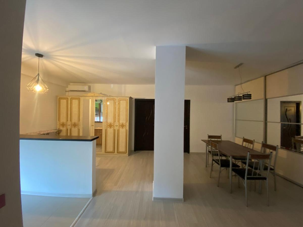 Apartament 3 Camere Bacau Exterior photo